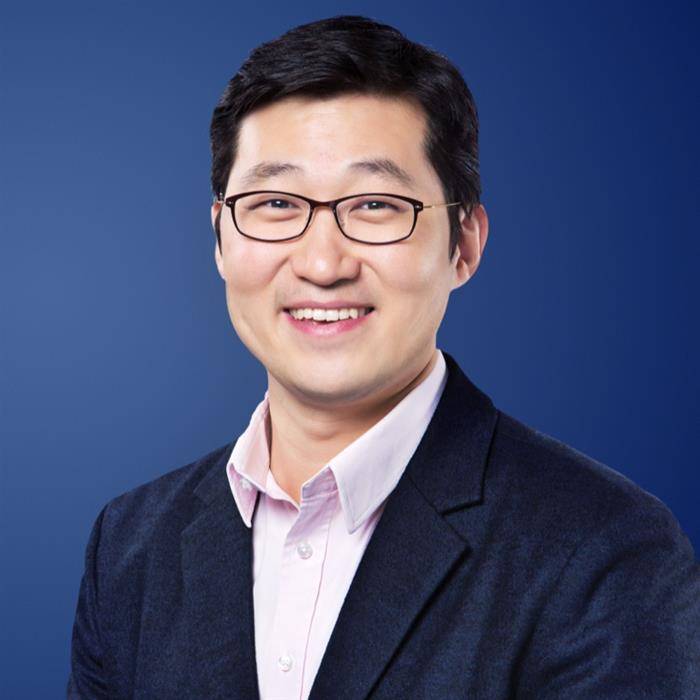 Mr. Bom Suk Kim