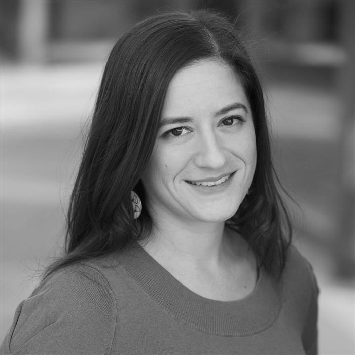 Laura  Schenkein net worth and biography