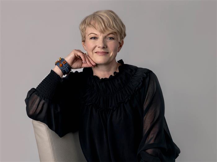 Ms. Johanna  Soderstrom