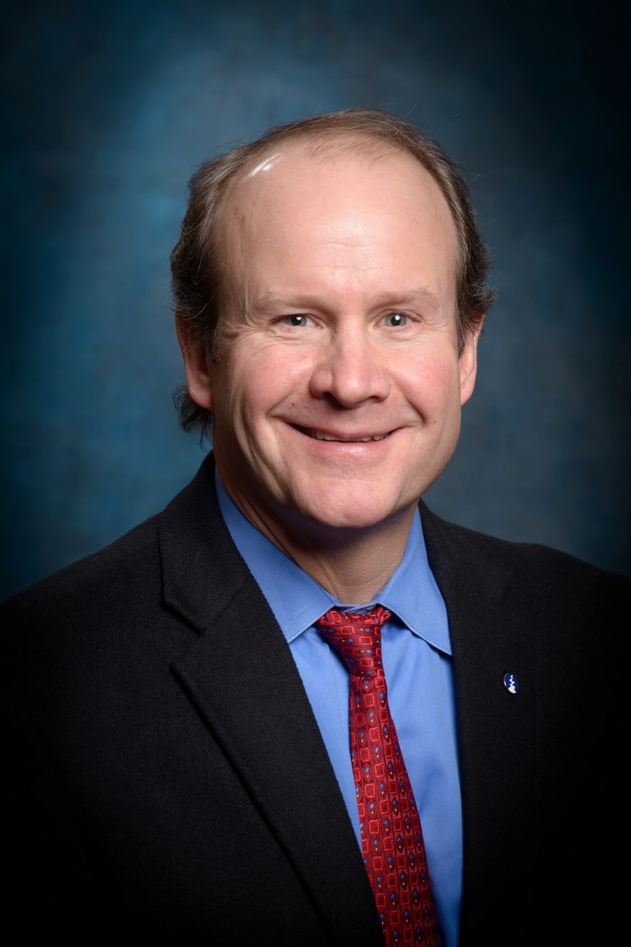 Mr. Robert R. Chapman III