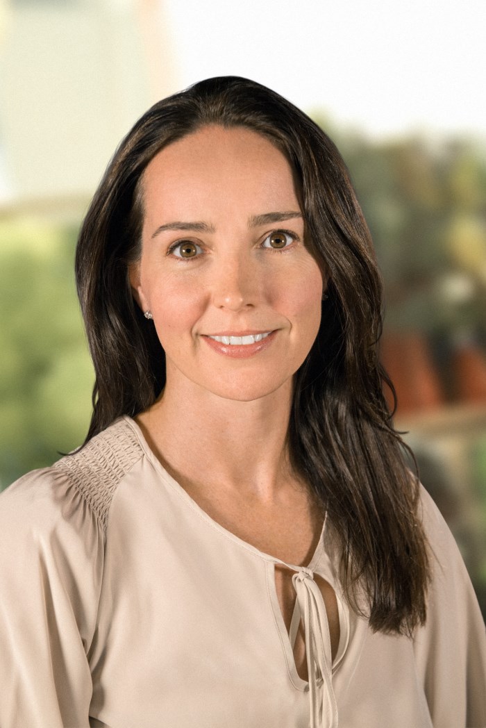 Ms. Sarah  Friar