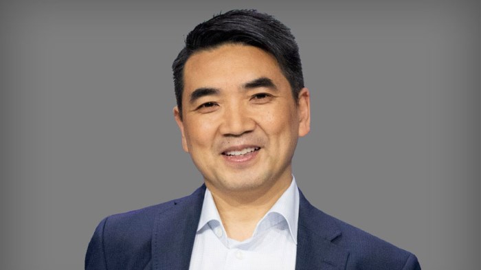 Eric Yuan Net Worth, Biography, and Insider Trading