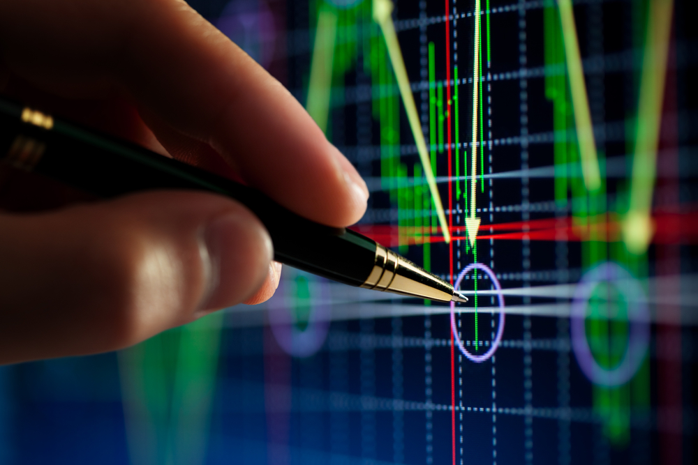 8 Tech Stocks to Sell Now 8 Tech Stocks to Sell Now