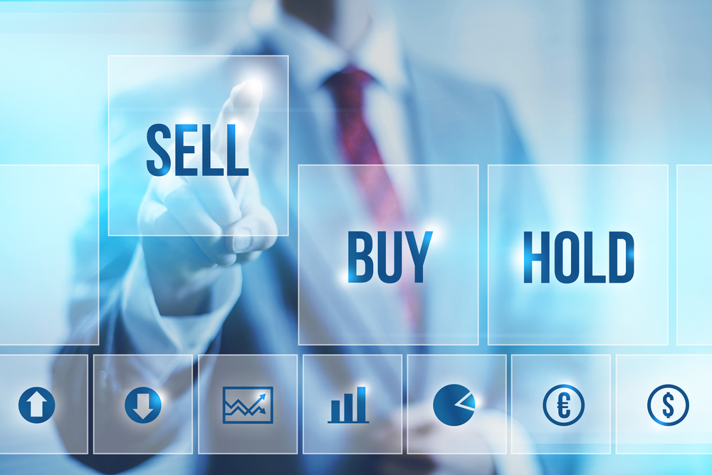 8 Stocks to Sell Before the New Year 8 Stocks to Sell Before the New Year